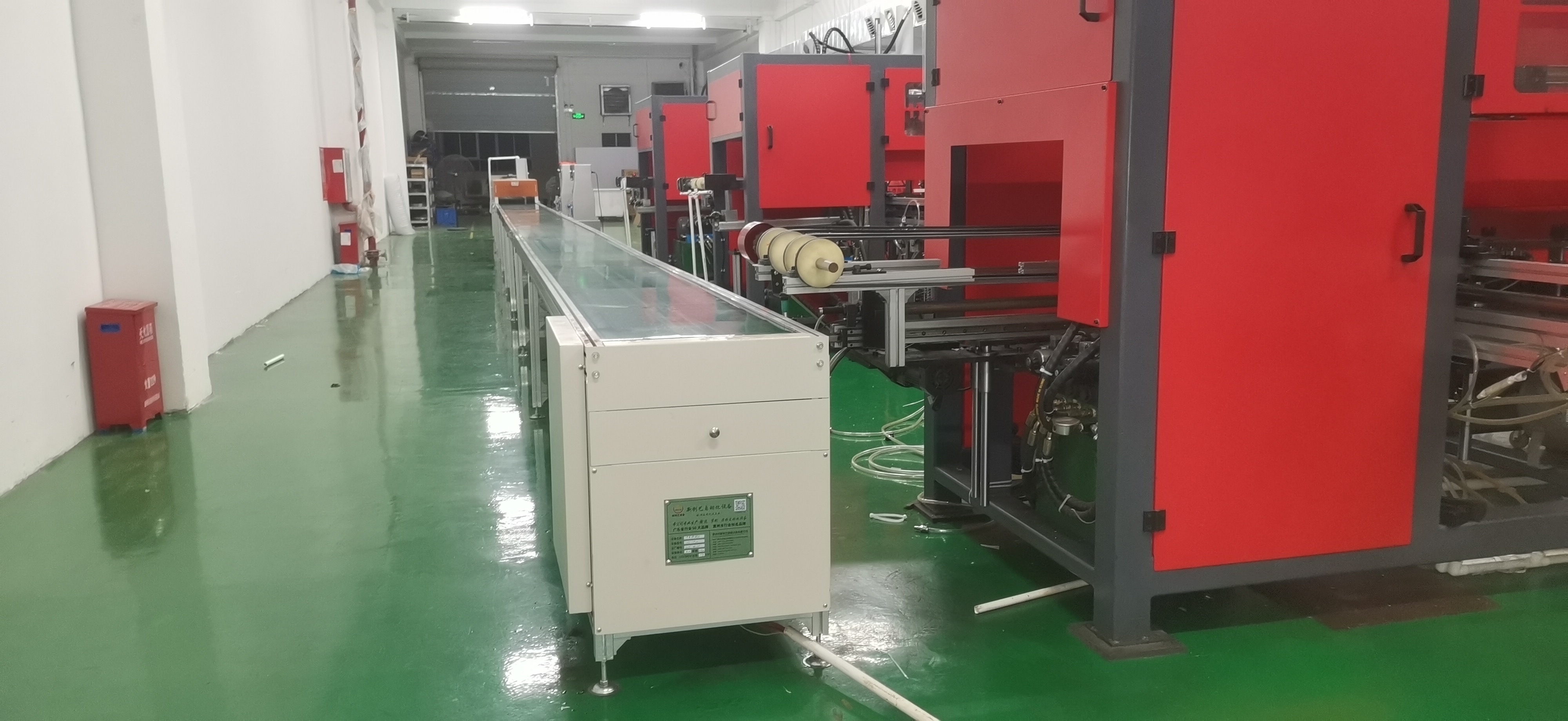 烘烤线安装完工